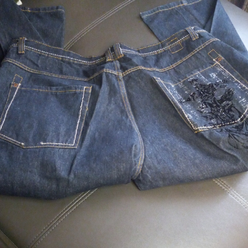 Classic Indigo Relaxed Fit Jeans - Picture 2 of 6